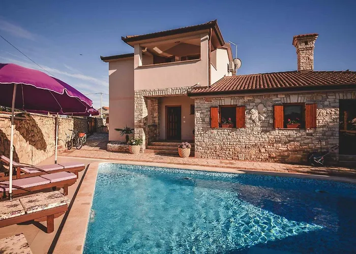 Villa Family